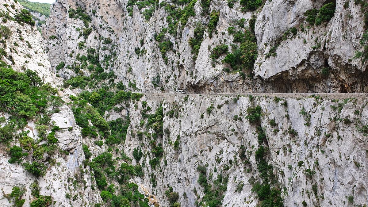 Gorges of Galamus2